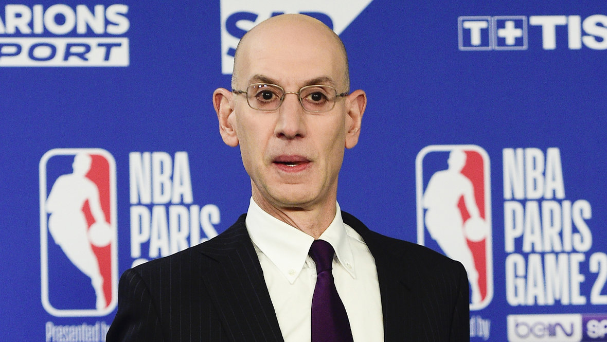 Комиссар НБА Адам Сильвер.