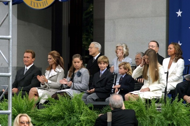 Арнольд Шварценеггер и Мария Шрайвер с детьми.