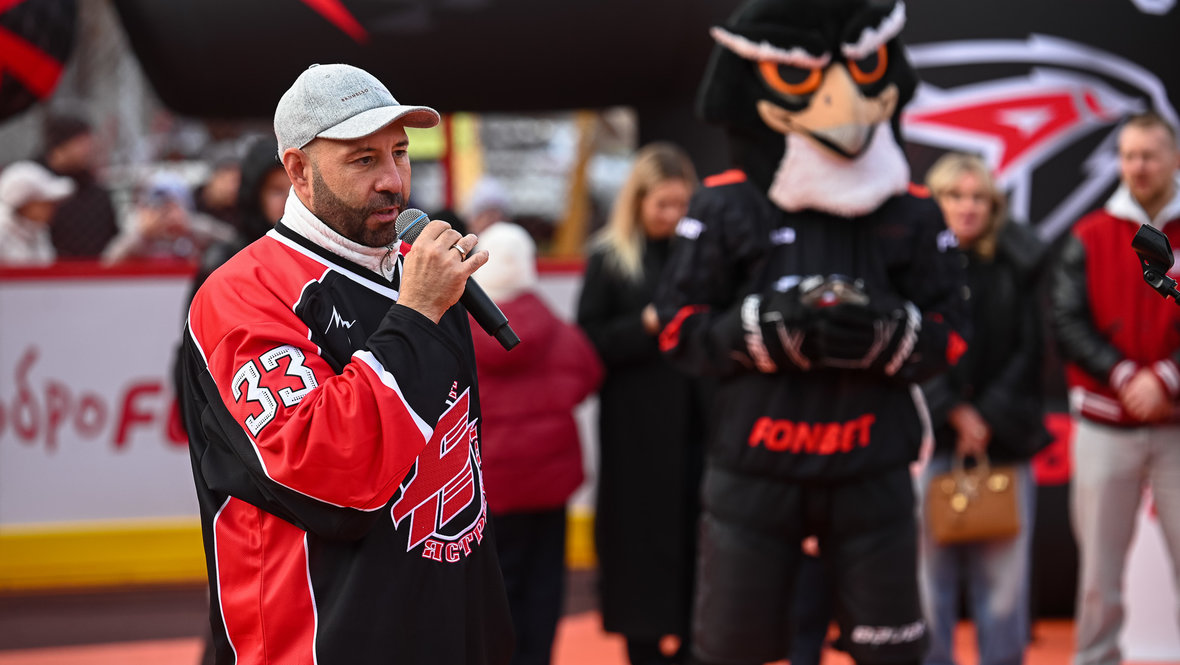 Максим Сушинский.