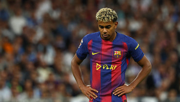 У Ямаля — худший период в карьере. «Барселона» изолировала его от прессы и подозревает «Реал» в черном пиаре