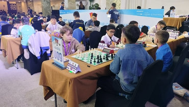 Россияне завоевали шесть медалей на школьном первенстве Азии по рапиду