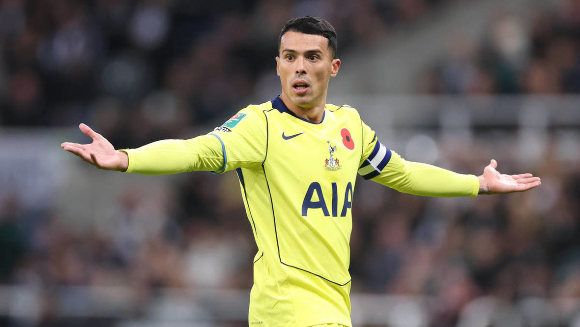 Педро Порро («Тоттенхэм»).