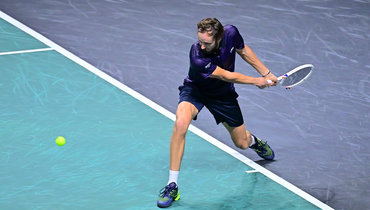 Даниил Медведев — Лоренцо Сонего: онлайн-трансляция матча турнира АТР в Париже