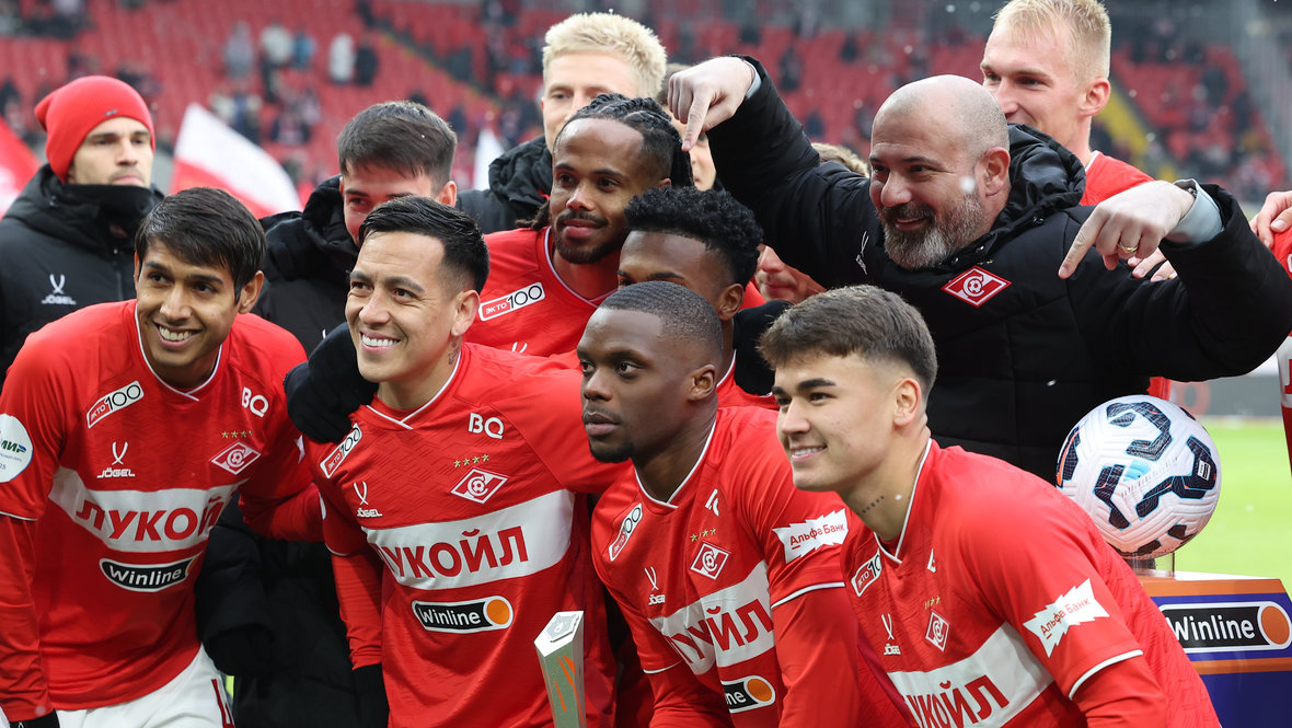 Деян Станкович, Алексис Дуарте, Эсекьэль Барко, Тео Бонгонда, Кристофер Мартинс, Манфред Угальде.