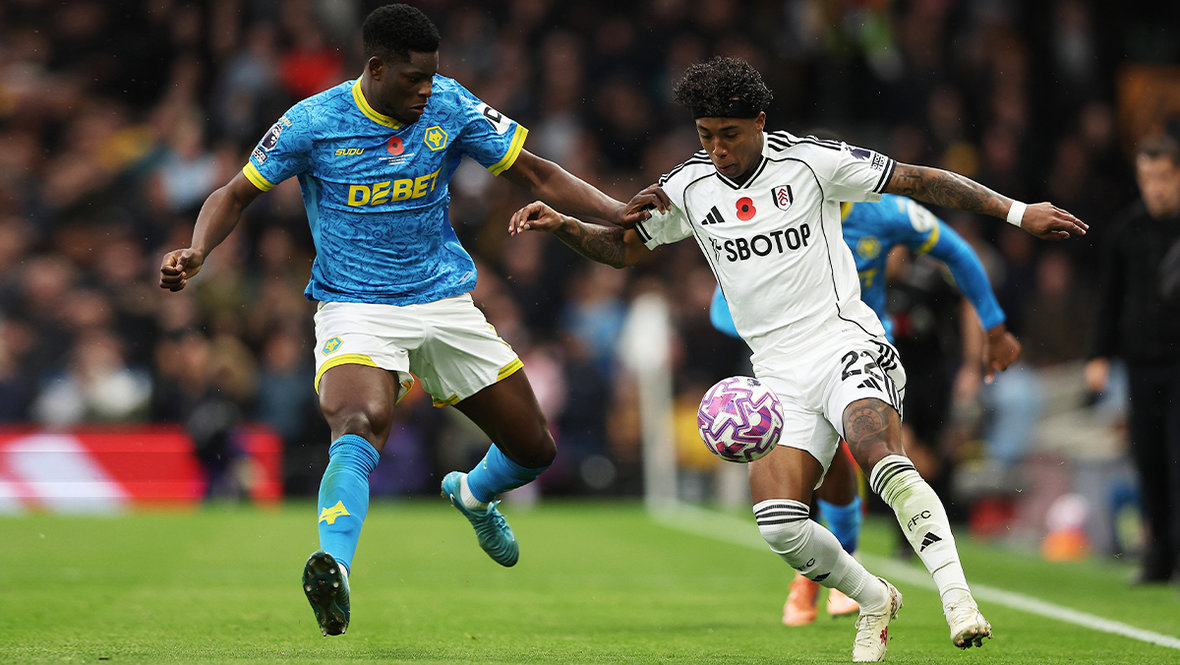 Маршалл Мунеци (слева).