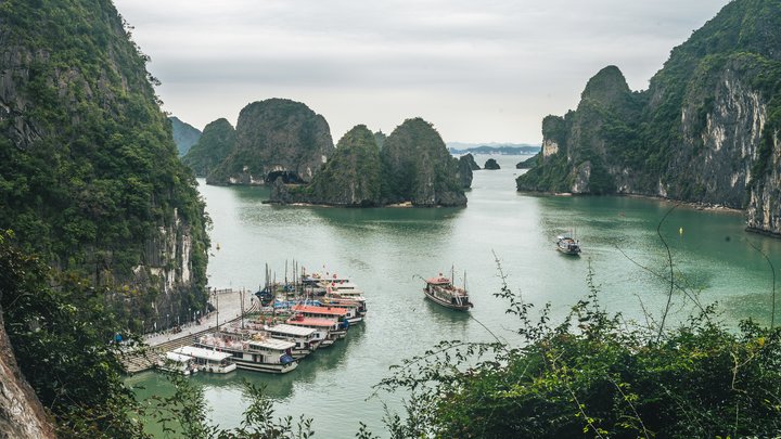 Бухта Халонг