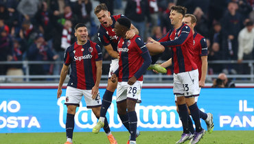 «Болонья» всухую победила «Наполи», несмотря на травму основного вратаря на 8-й минуте