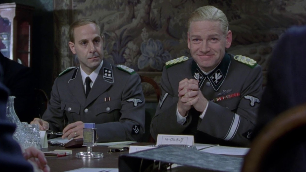 Кадр из фильма «Заговор», режиссер Фрэнк Пирсон, HBO, Netflix