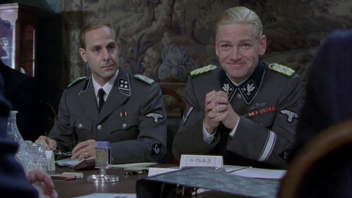 Кадр из фильма «Заговор», режиссер Фрэнк Пирсон, HBO, Netflix