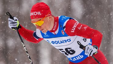 Александр Большунов.