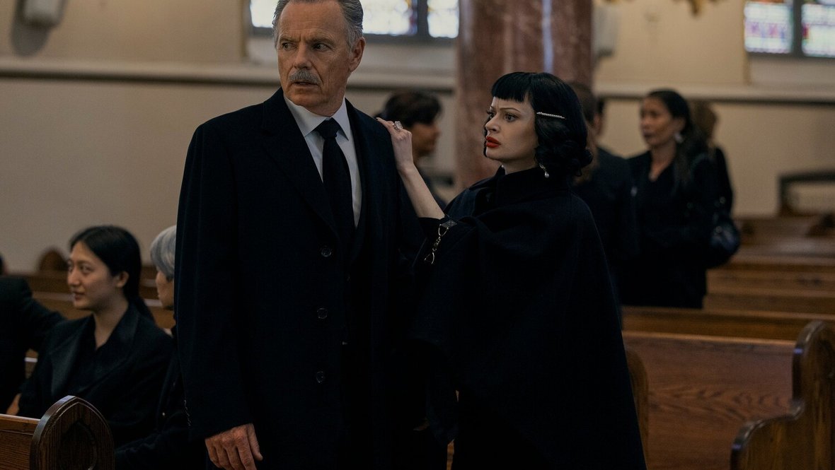 Кадр из сериала «Падение дома Ашеров», режиссер Майкл Фимоньяри, Майк Флэнаган, Netflix