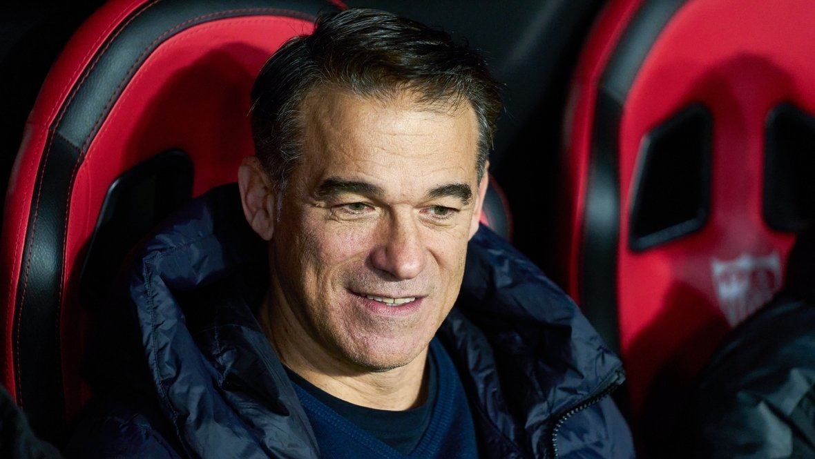 Луис Гарсия.