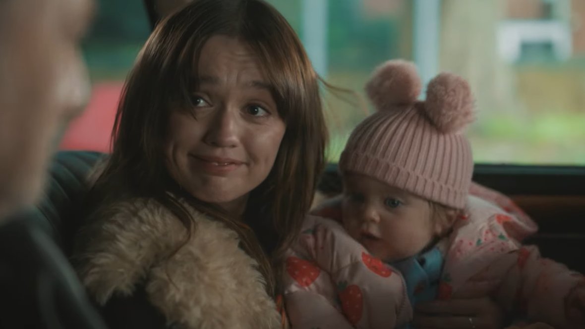 Кадр из сериала «Папа в отлете», реж. Дэниэль Уорд, Дэймон Бисли, Fudge Park Productions