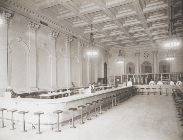 Коктейль-бар. 1910 год.