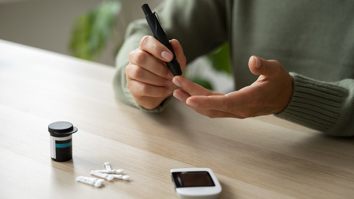 Измерение уровня глюкозы в крови