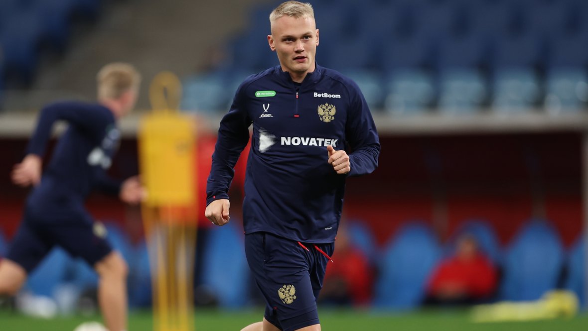 Константин Тюкавин.