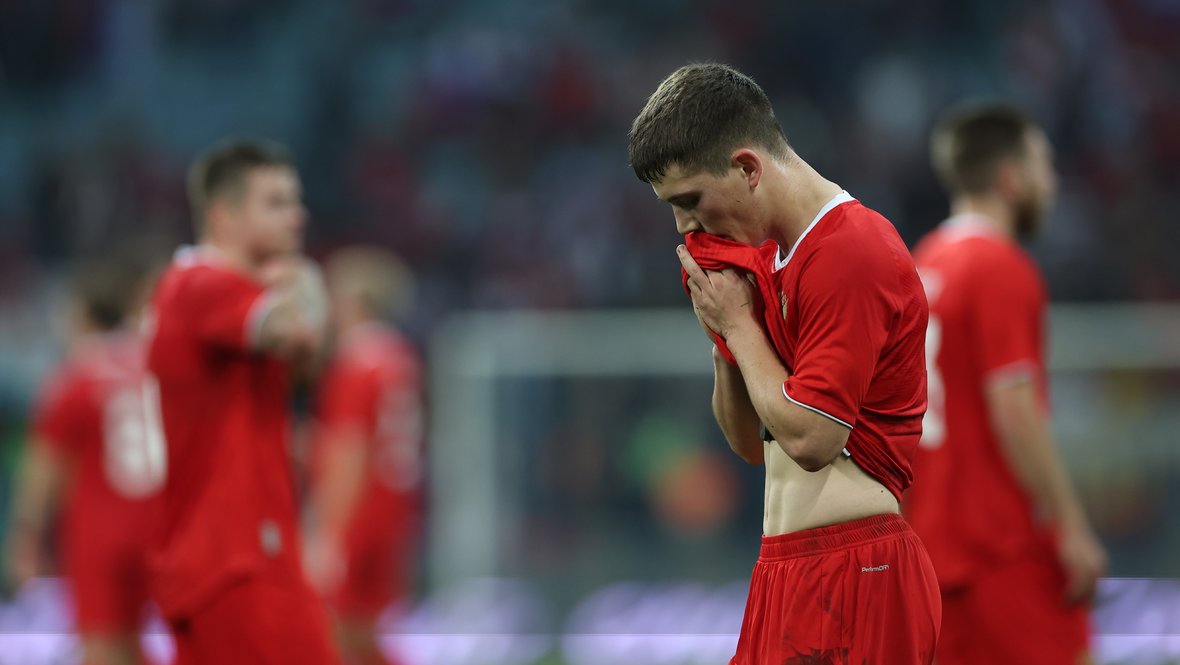 Полузащитник сборной России Кирилл Глебов.