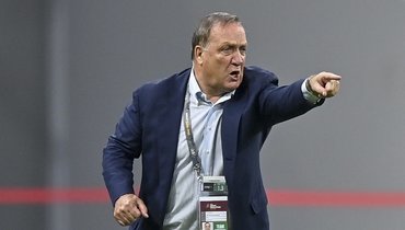 «Семья важнее футбола»: Дик Адвокат покинул сборную Кюрасао — и это перед решающей игрой отбора на ЧМ-2026