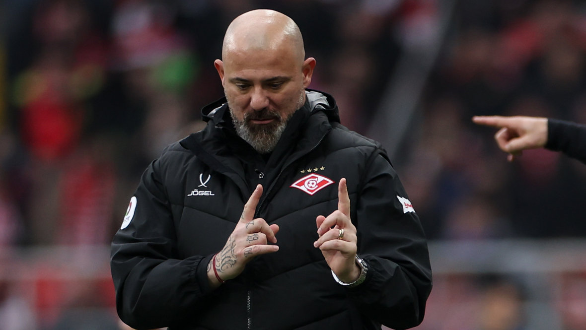 Деян Станкович.