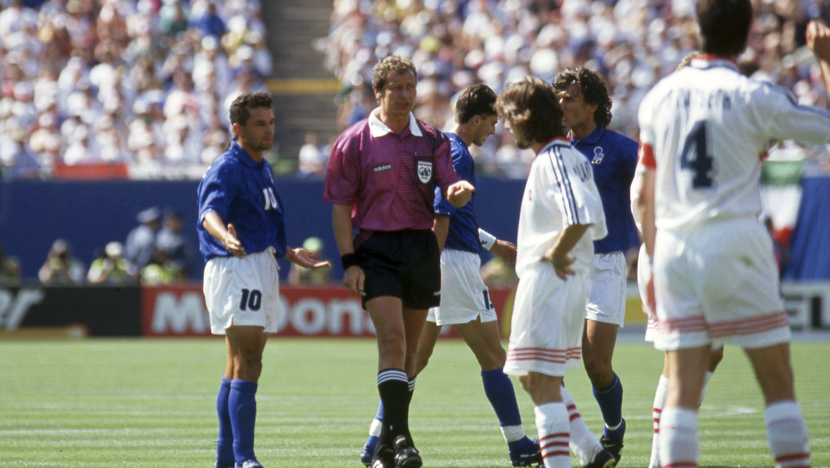 Матч Италия — Норвегия (1:0) на ЧМ-1994.