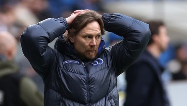 Валерий Карпин.