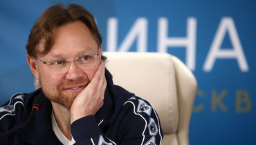 Валерий Карпин.