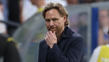 Валерий Карпин.