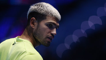 «Уезжаю домой с тяжелым сердцем»: Алькарас снялся с финала Кубка Дэвиса из-за травмы, полученной на Итоговом