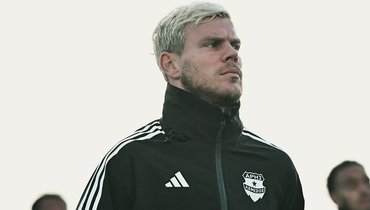 SHOT: Кокорин чуть не сбил двух женщин на пешеходном переходе в Москве