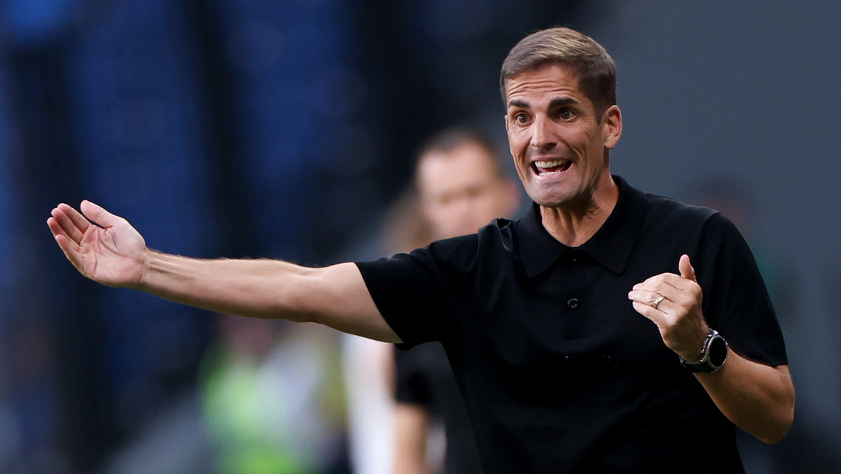 Роберт Морено.