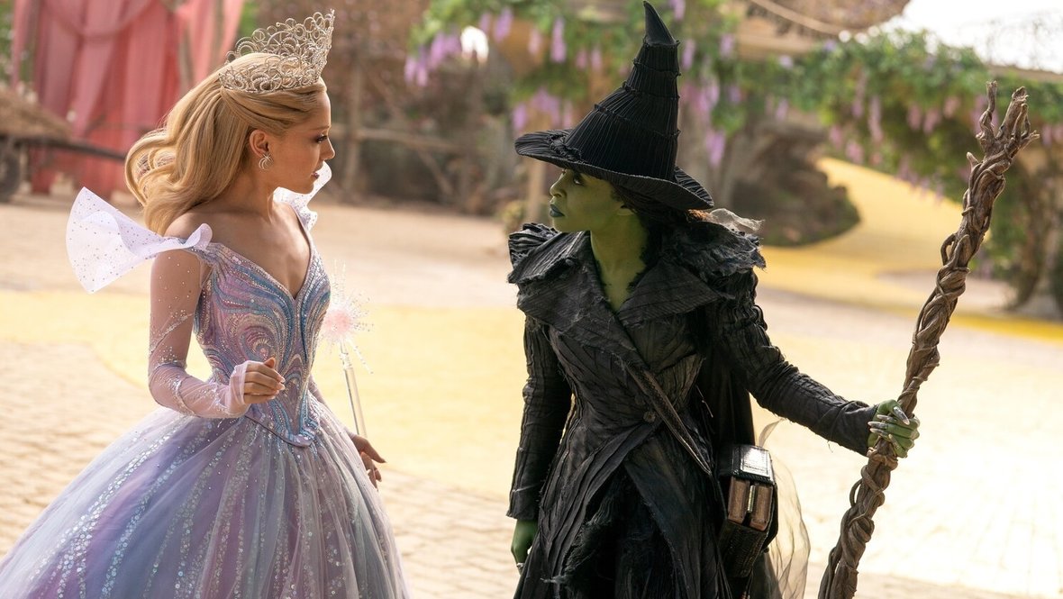 Кадр из фильма «Злая: Навсегда», реж. Джон М. Чу, Universal Pictures