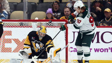 Капризов — лучший российский снайпер сезона НХЛ. Оторвался на два гола от Овечкина и помог разгромить «Питтсбург»