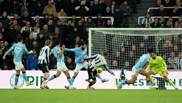 «Манчестер Сити» проиграл «Ньюкаслу», Барнс оформил дубль