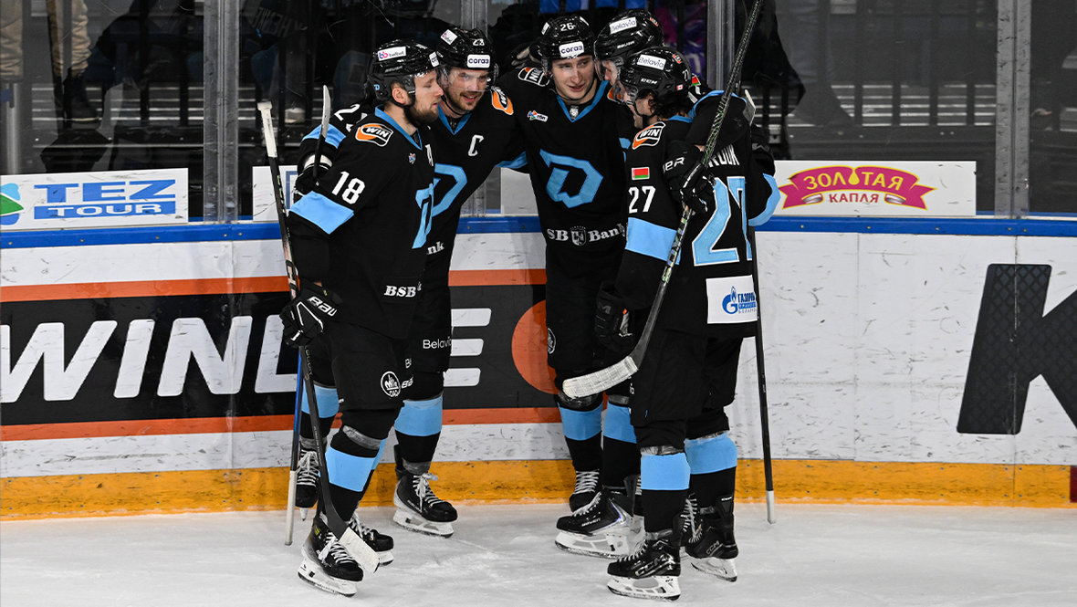 Кристиан Хенкель (слева).