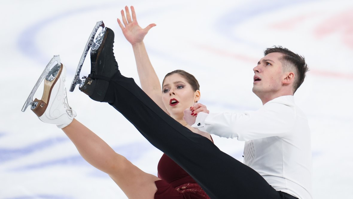 Анастасия Мишина и Александр Галлямов.