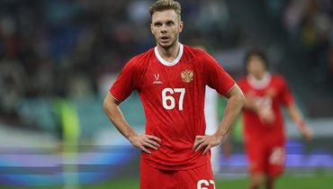 Орлов: «Почему Карпин не выпустил Глушенкова против Перу? Матч же в Питере. Это месть?»