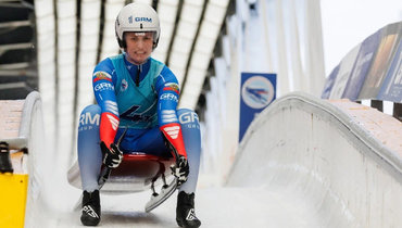 Наши саночники едут на международные соревнования — и сразу на олимпийскую трассу. Как им попасть на Игры-2026?