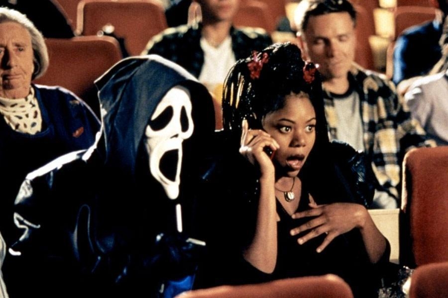 Кадр из фильма «Очень страшное кино», реж. Кинен Айвори Уайанс, Dimension Films