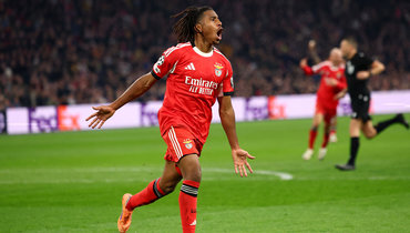 «Аякс» — «Бенфика»: видеообзор матча Лиги чемпионов