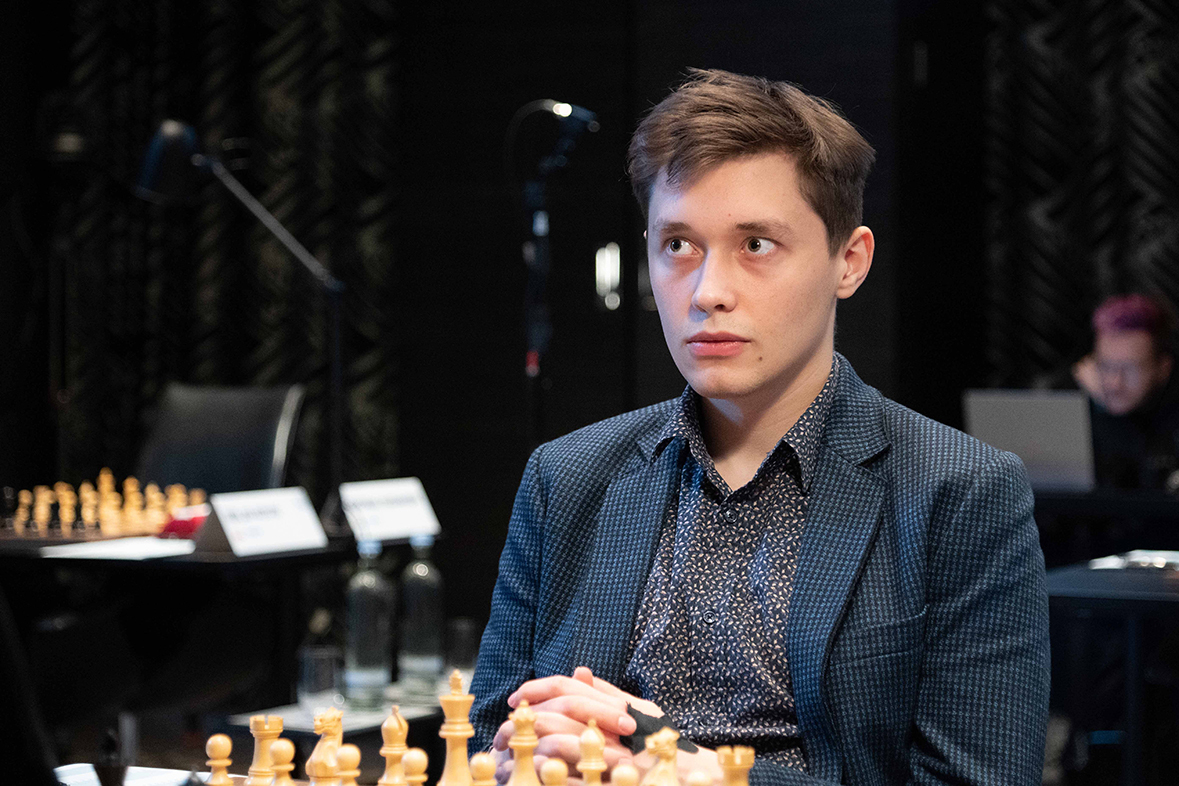 Андрей Есипенко.