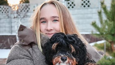 Долгожданный подарок: Мирра Андреева завела собаку Рэсси, теперь будет ездить с ней на турниры