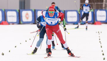 Александр Большунов.