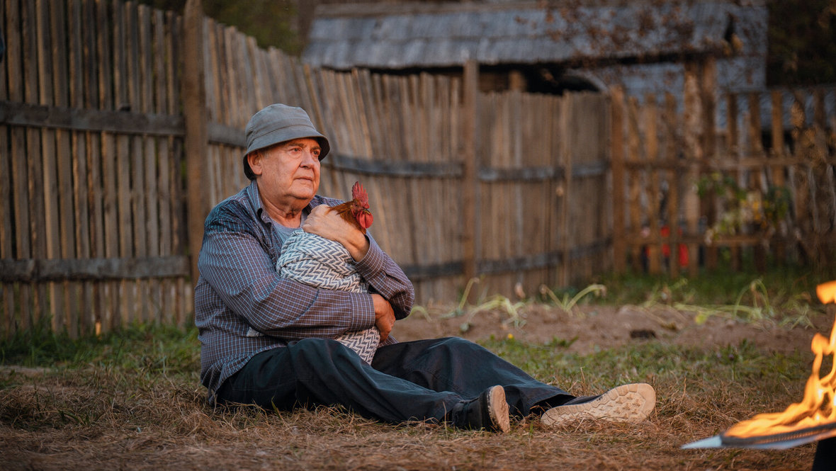 Кадр из фильма «На деревню дедушке», реж. Владислав Богуш, Инфинити Контент, Big Screen Production