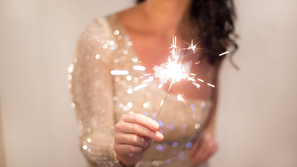 Девушка в платье