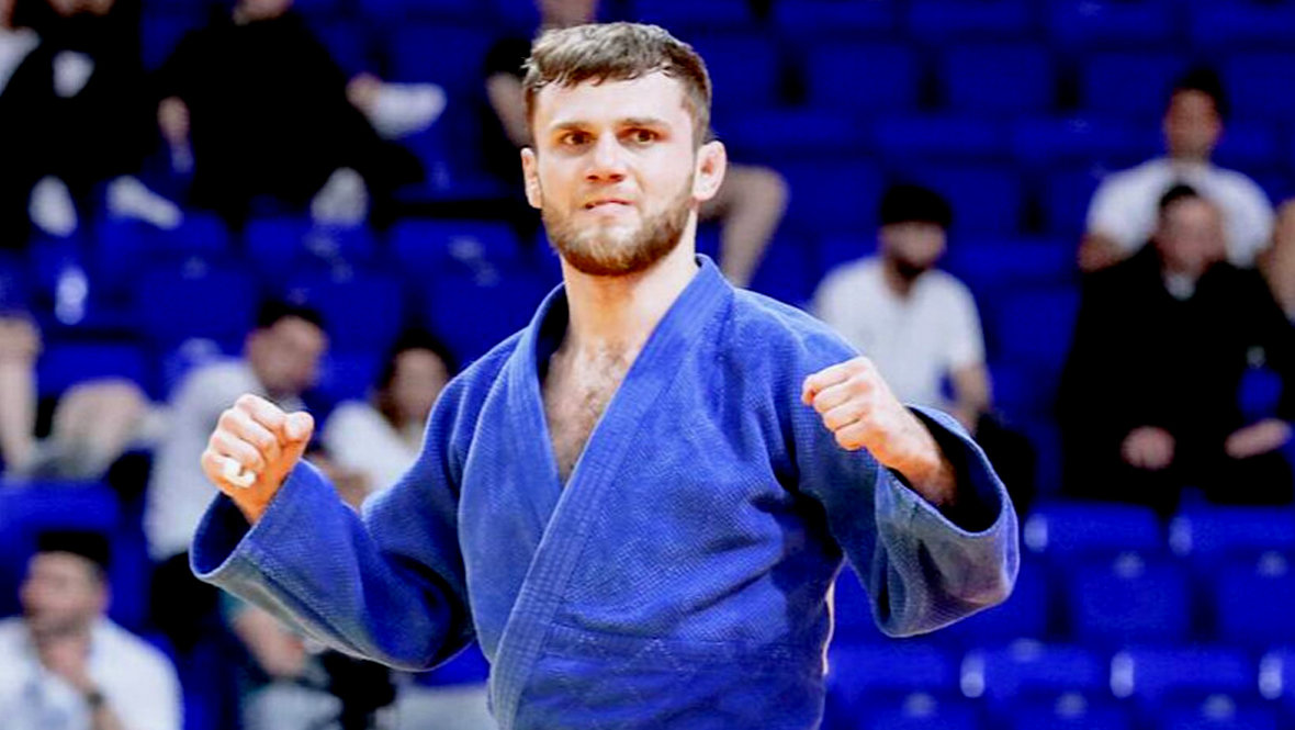 Гимн России прозвучал после победы Аюба Блиева на турнире Большого шлема в Абу-Даби: подробности и видео