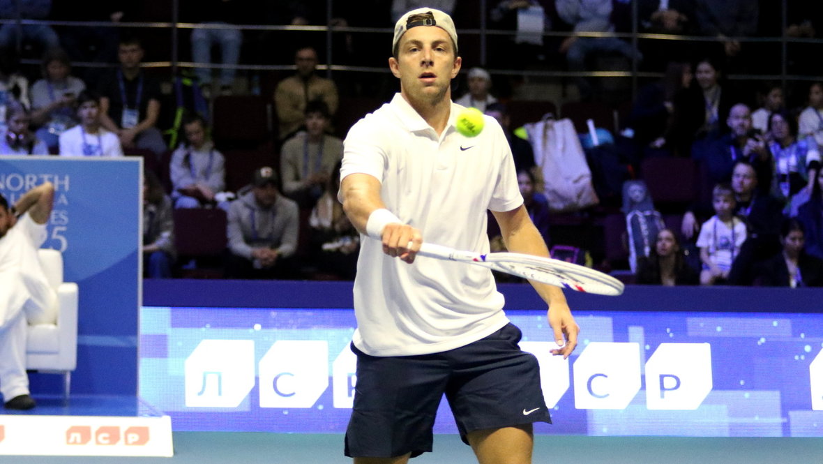 В Нидерландах недовольны поездкой теннисиста Грикспора в Россию