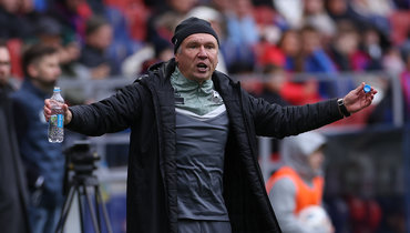 Талалаев заявил, что не делал оскорбительного жеста в матче со «Спартаком»: «Я в лангетке, у меня сломана рука»