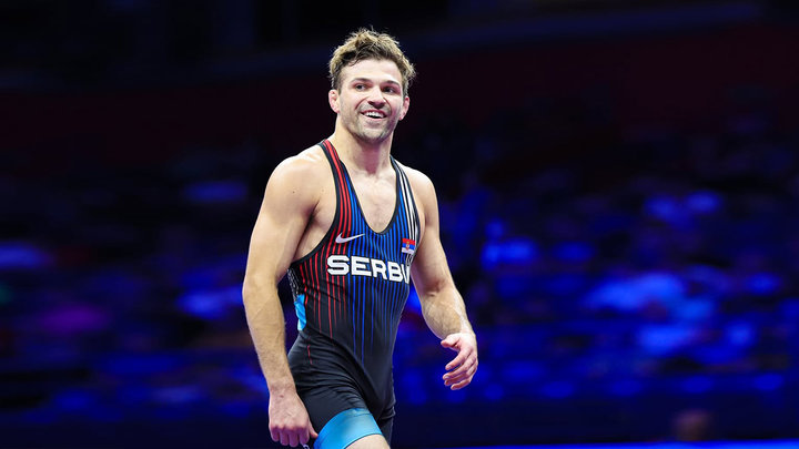 «Учить борьбу лучше в США, а не в Дагестане». Американский чемпион мира разбил теорию Махачева