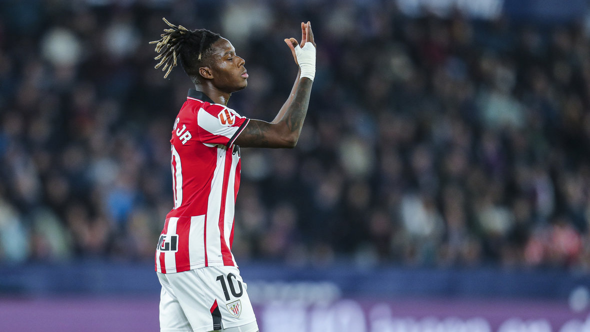 Нико Уильямс («Атлетик»).