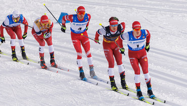 Российские лыжники Сергей Ардашев, Савелий Коростелев, Артем Мальцев и Александр Большунов (справа налево).